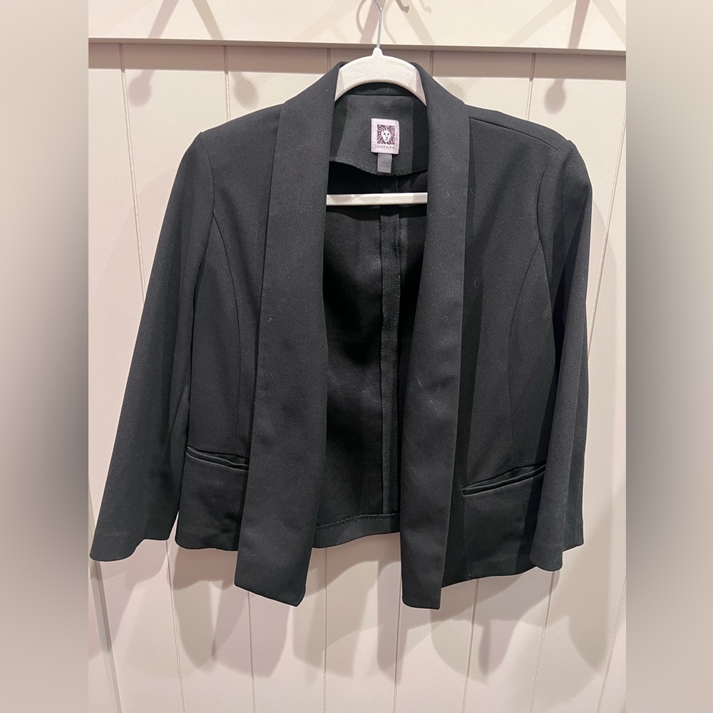Anne Klein cropped blazer- small
